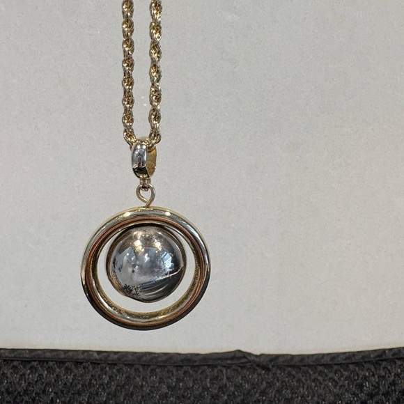 Stunning Vintage Park Lane Silver & Gold Tone Pendant Necklace - Picture 3 of 7